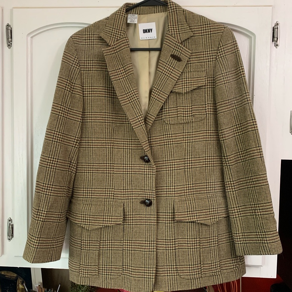 DKNY blazer!
